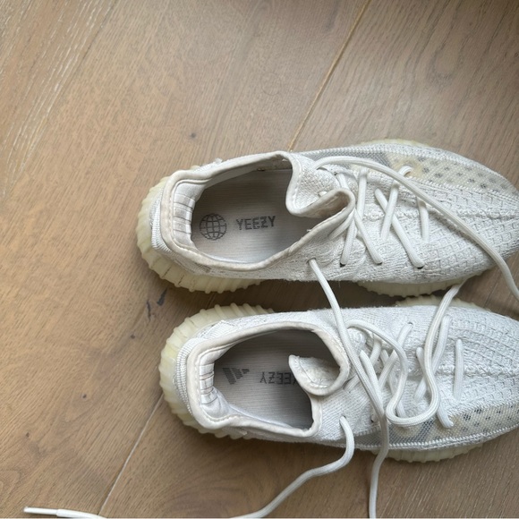 YEEZY Boost 350 V2 'Bone' - Picture 6 of 7